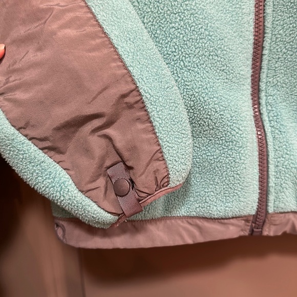 The North Face Women’s Denali Fleece Jacket - Picture 4 of 5
